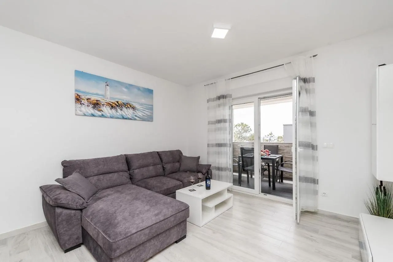 Apartments Bircic Vir