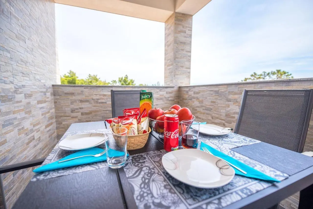 Apartments Bircic Vir